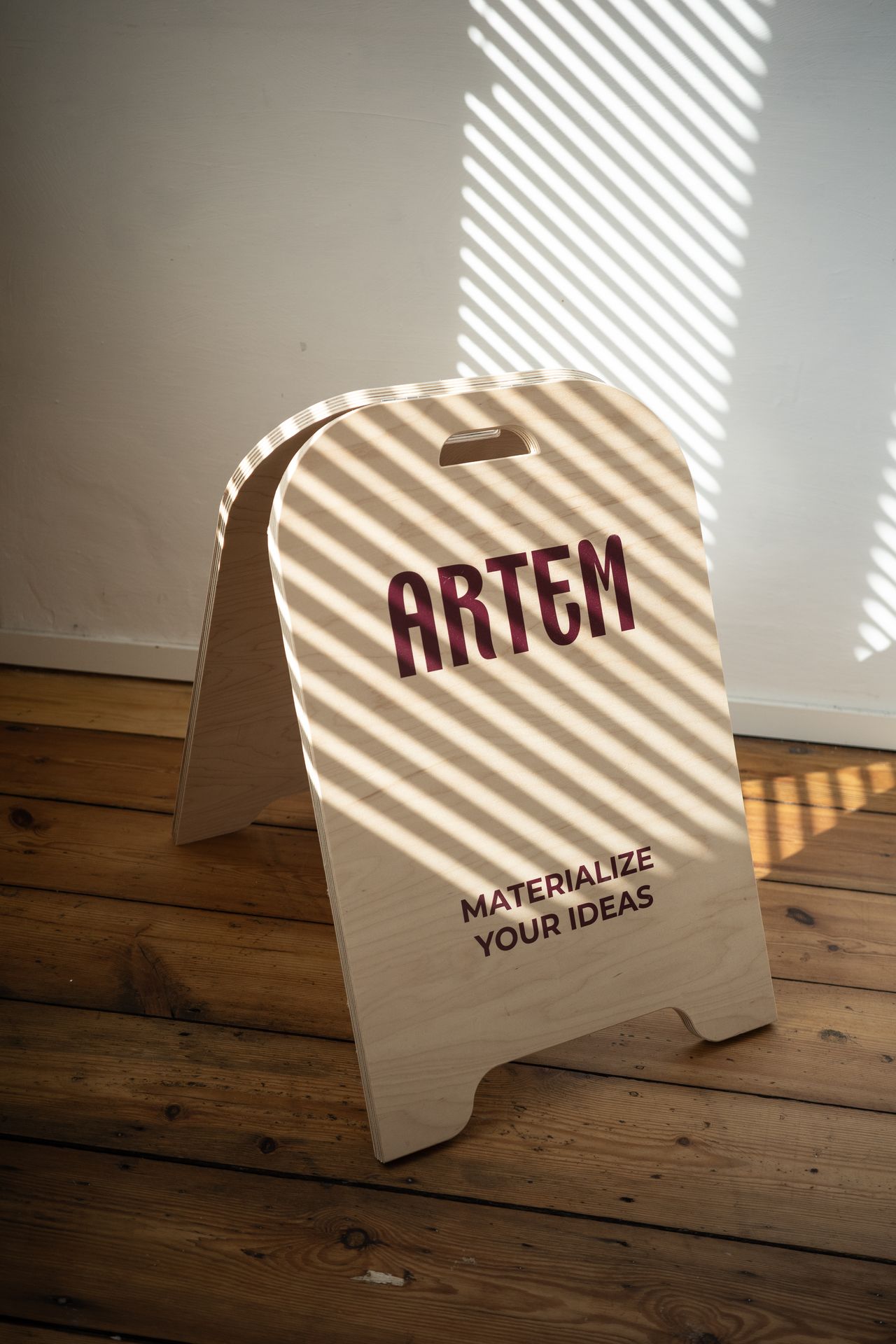 petit stop-trottoir personnalisé Artem