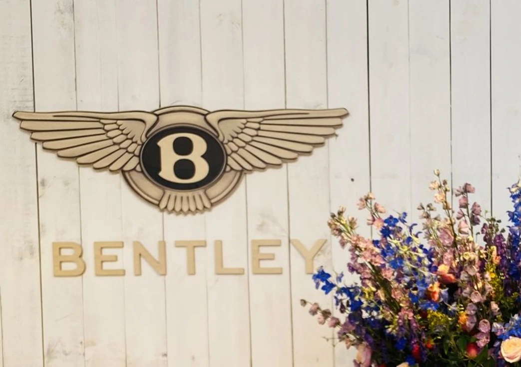 logo bois découpé sur mesure