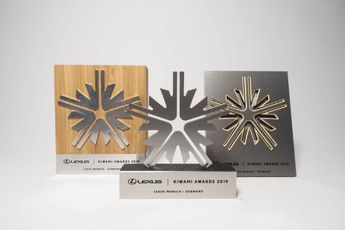 trophées bois et aluminium sur mesure