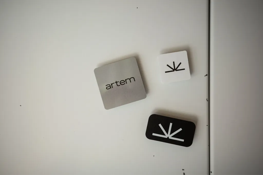 Artem_Produits_FloBalaes_Aimants_008.webp