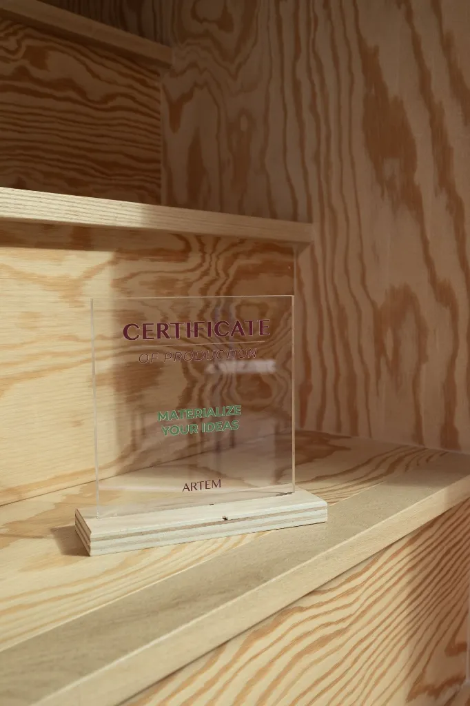 Artem_Produits_FloBalaes_Trophee_002.webp